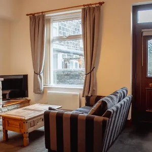 https://rustic-cottage-in-heart-of-town.yorkshirehotels.net